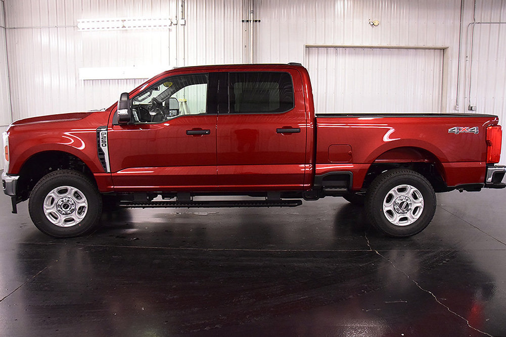 New 2027 Ford F250 XLT w/ Snow Plow Prep Package AWD/4WD image 4