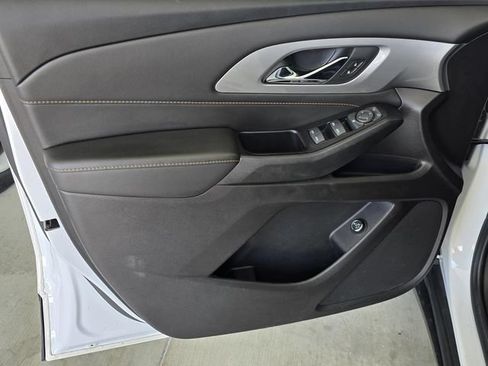 Used 2020 Chevrolet Traverse LT AWD/4WD image 32