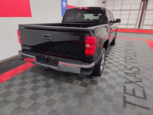 Used 2018 Chevrolet Silverado 1500 LT w/ LT Eassist Package image 19