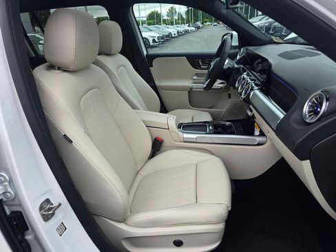 New 2026 Mercedes-Benz GLB 250 4MATIC image 25