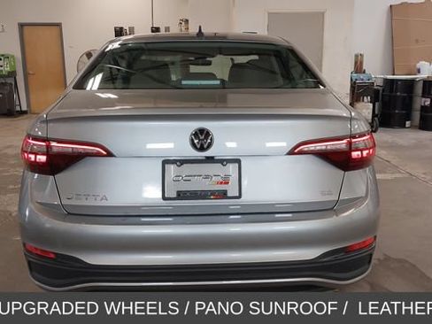 Used 2024 Volkswagen Jetta SE w/ Panoramic Sunroof Package FWD image 42