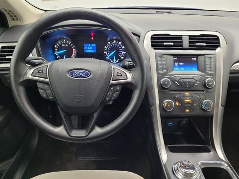Used 2018 Ford Fusion S image 22