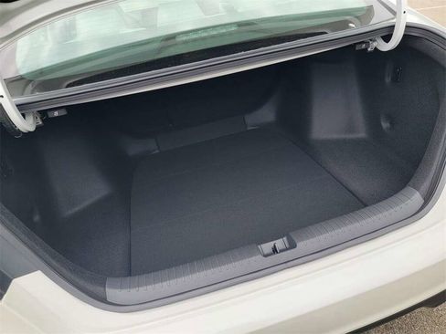 Used 2023 Honda Accord EX image 23