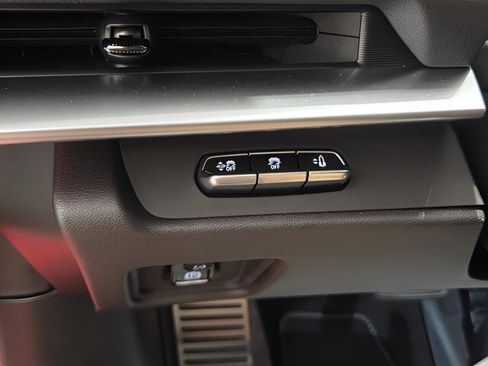 New 2026 Chevrolet Corvette Stingray Preferred Conv w/ 2LT image 26