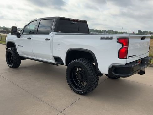 New 2026 Chevrolet Silverado 2500 LTZ w/ LTZ Plus Package AWD/4WD image 7
