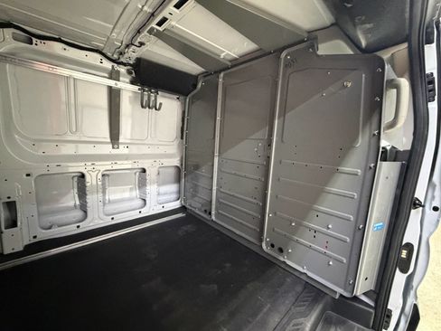 Used 2024 Ford Transit 250 Low Roof w/ Fleet Fuel Economy Package RWD image 30