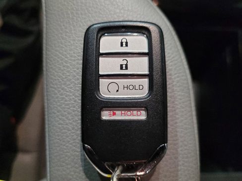 Used 2017 Honda Ridgeline RTL-E image 32