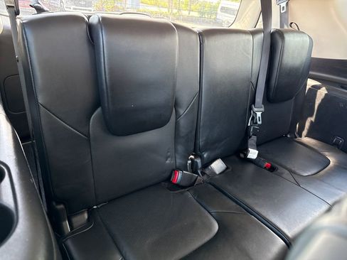 Used 2021 Nissan Armada SL w/ Captain's Chairs Package image 29