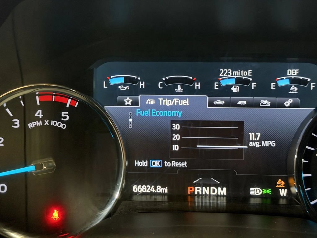 Used 2022 Ford F250 Lariat w/ Tremor Off-Road Package AWD/4WD image 12
