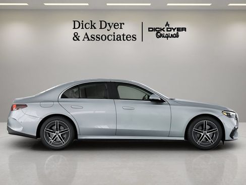 Used 2026 Mercedes-Benz E 350 Sedan image 11