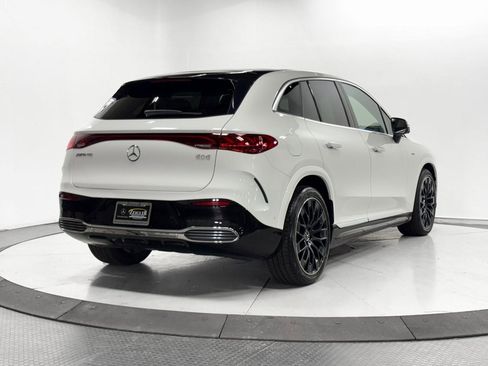 Used 2024 Mercedes-Benz EQE AMG 4MATIC SUV image 38