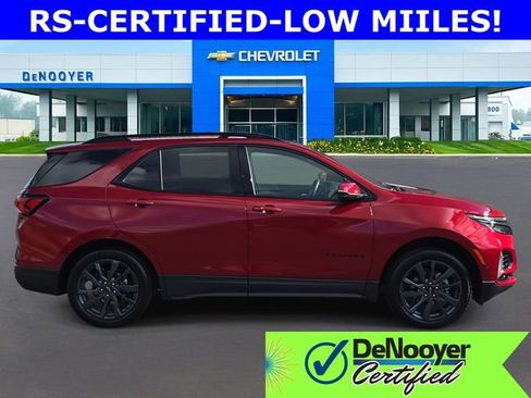Used 2023 Chevrolet Equinox RS image 4