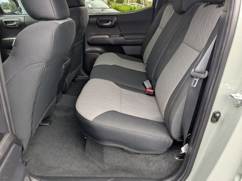 Used 2023 Toyota Tacoma TRD Sport image 16