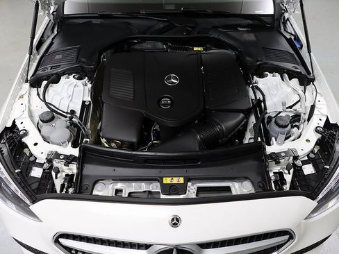 Certified 2025 Mercedes-Benz C 300 4MATIC Sedan image 35