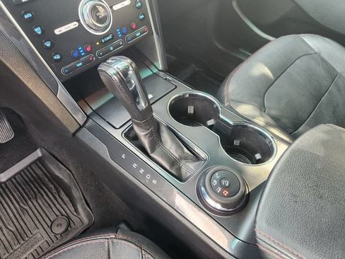 Used 2019 Ford Explorer Sport w/ Equipment Group 401A AWD/4WD image 19