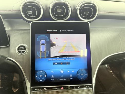 Used 2024 Mercedes-Benz GLC 43 AMG 4MATIC image 21