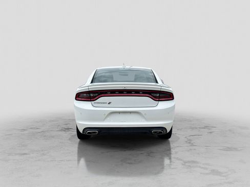 Used 2018 Dodge Charger GT AWD/4WD image 6