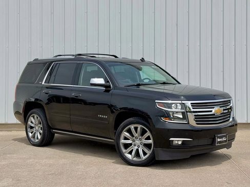Used 2015 Chevrolet Tahoe LTZ AWD/4WD image 8