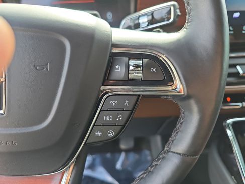 Used 2024 Lincoln Navigator Reserve image 20