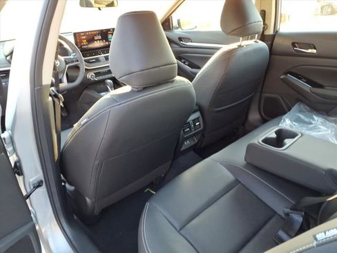 New 2025 Nissan Altima 2.5 SL image 27