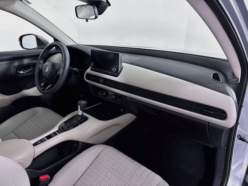 Certified 2024 Honda HR-V LX image 26