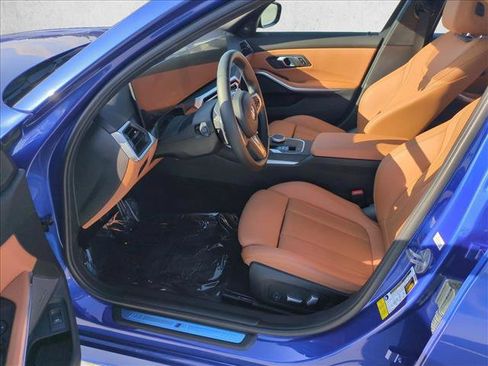 Used 2023 BMW M340i RWD image 17