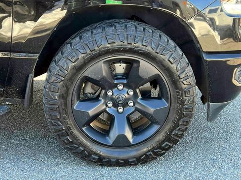 Used 2019 RAM 1500 Big Horn image 10