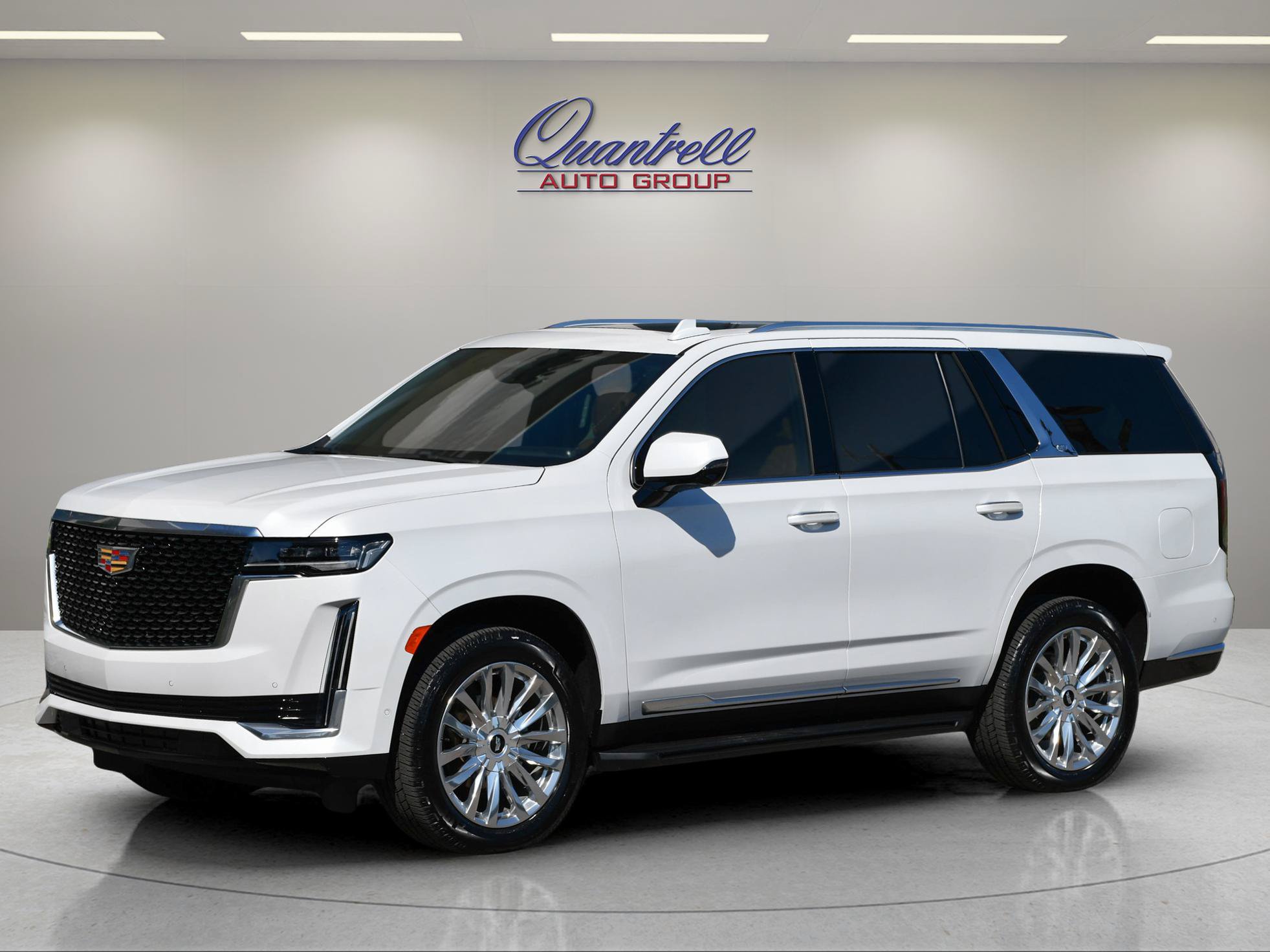 Used 2021 Cadillac Escalade Premium Luxury AWD/4WD image 8
