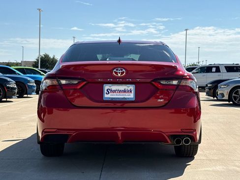 Used 2024 Toyota Camry SE FWD image 7