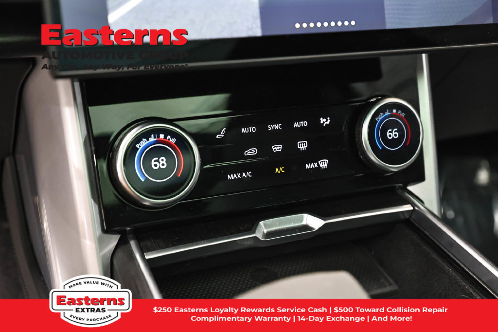 Used 2023 Land Rover Range Rover Autobiography AWD/4WD image 20