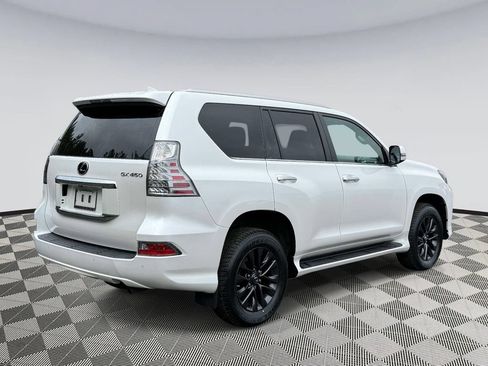 Used 2023 Lexus GX 460 Premium w/ Premium Package AWD/4WD image 2