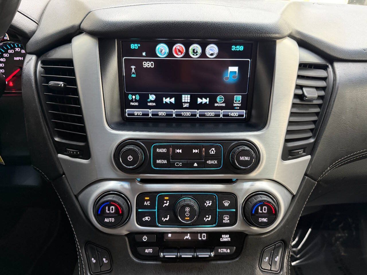 Used 2019 GMC Yukon SLT w/ HD Trailering Package AWD/4WD image 28