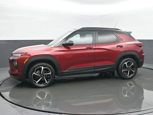 Used 2022 Chevrolet TrailBlazer RS AWD/4WD image 2