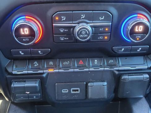 Used 2020 Chevrolet Silverado 1500 LT Trail Boss image 33