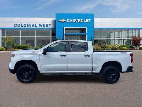 Used 2025 Chevrolet Silverado 1500 LT Trail Boss AWD/4WD image 3