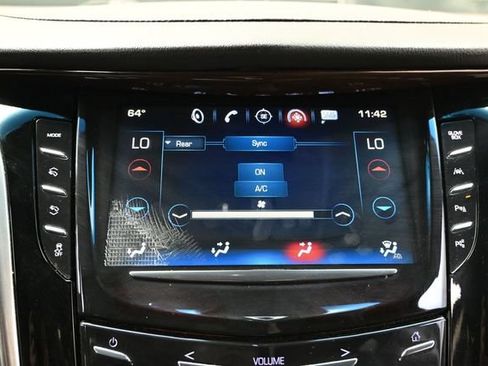 Used 2019 Cadillac Escalade Luxury AWD/4WD image 43