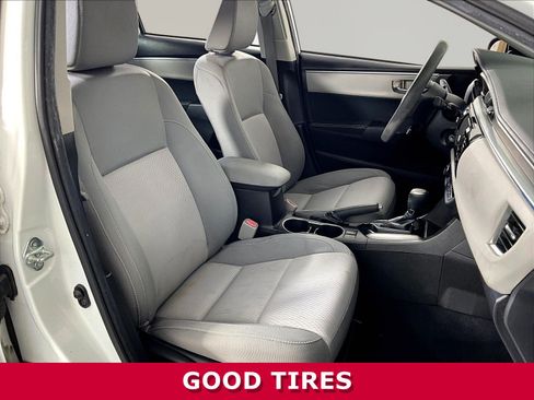 Used 2015 Toyota Corolla LE FWD image 24