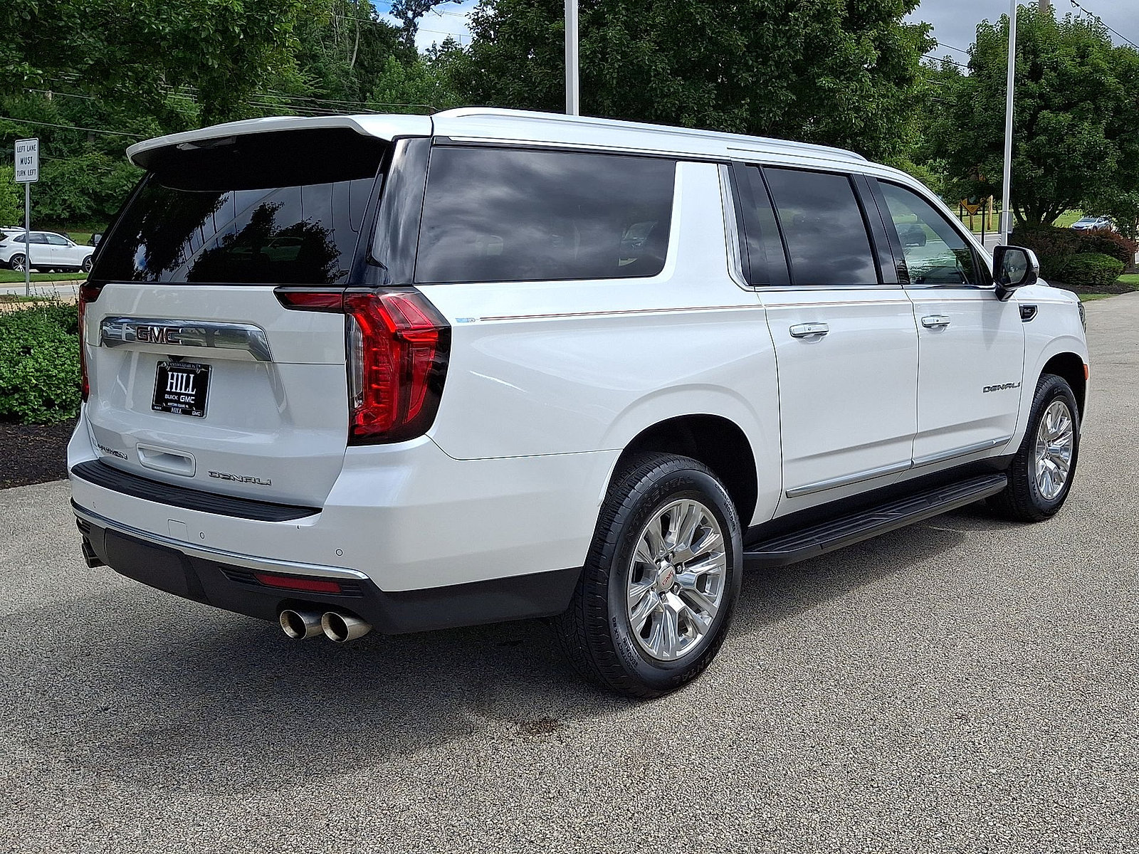 Used 2024 GMC Yukon XL Denali w/ Max Trailering Package AWD/4WD image 25