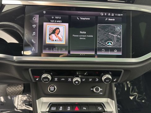 Used 2022 Audi Q3 2.0T Premium Plus w/ Premium Plus Package image 11