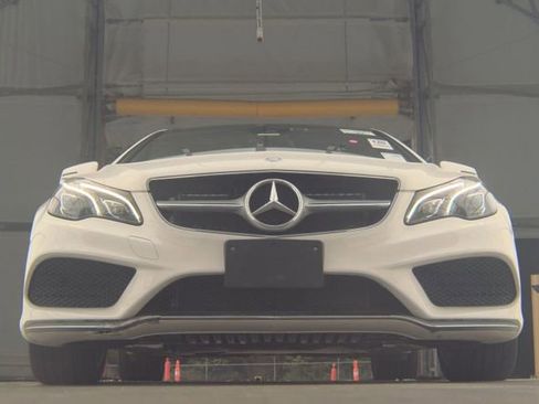 Used 2017 Mercedes-Benz E 400 4MATIC Coupe w/ Premium 2 Package image 2
