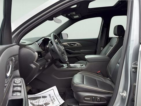 Used 2023 Chevrolet Traverse Premier w/ Redline Edition AWD/4WD image 29