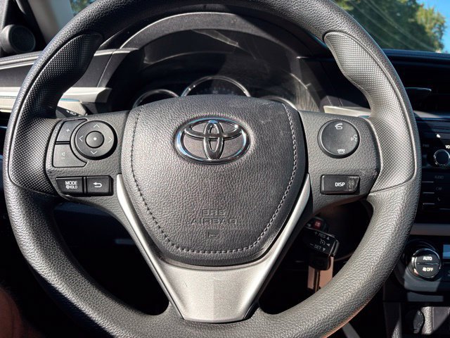Used 2016 Toyota Corolla LE FWD image 15