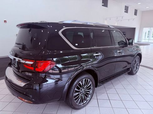 Used 2023 INFINITI QX80 Sensory w/ Cargo Package AWD/4WD image 17