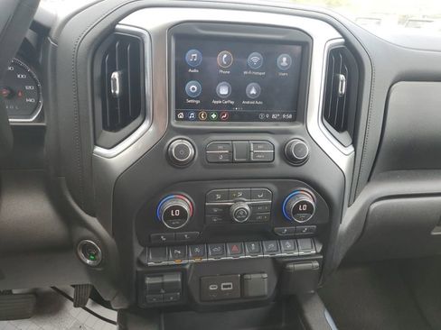 Used 2021 Chevrolet Silverado 1500 LT Trail Boss w/ Convenience Package II image 8