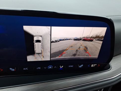 Certified 2025 Chevrolet Tahoe LT image 23