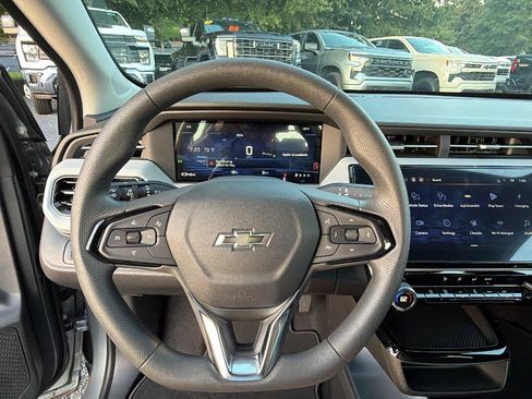 New 2027 Chevrolet Bolt LT FWD image 21
