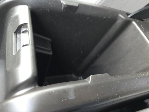 Used 2015 Chevrolet Colorado W/T w/ WT Convenience Package image 30