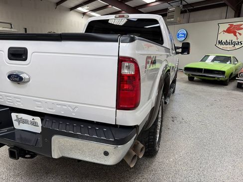 Used 2016 Ford F250 Lariat w/ Lariat Ultimate Package AWD/4WD image 16