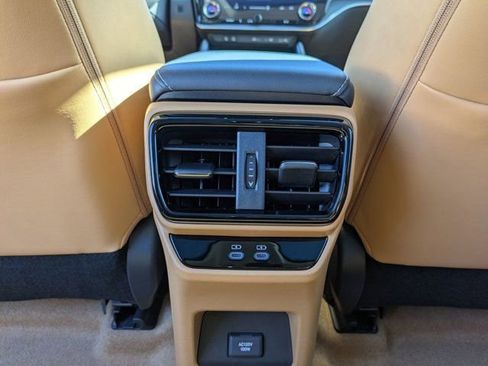 Used 2023 Lexus RZ 450e Premium w/ Technology Package AWD/4WD image 29