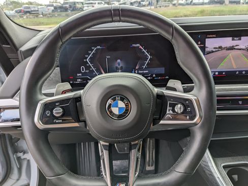 Used 2025 BMW 740i 740i image 28